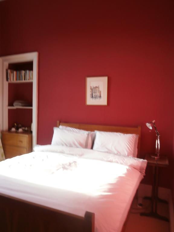 Winter Cherry Bed & Breakfast เอดินบะระ ห้อง รูปภาพ