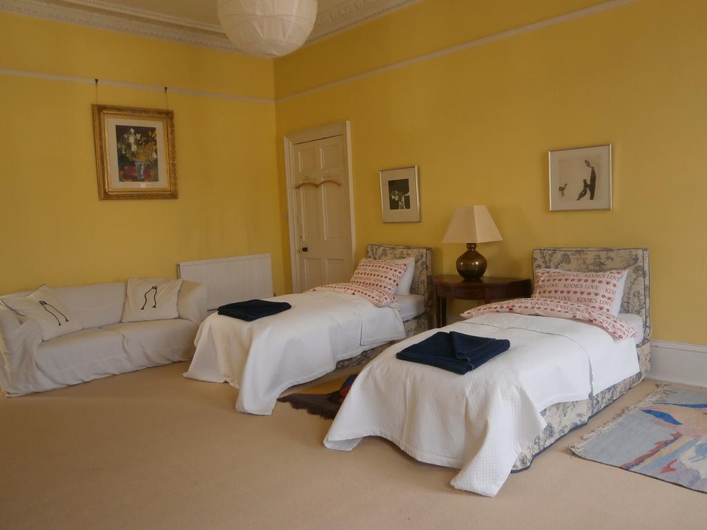 Winter Cherry Bed & Breakfast เอดินบะระ ห้อง รูปภาพ