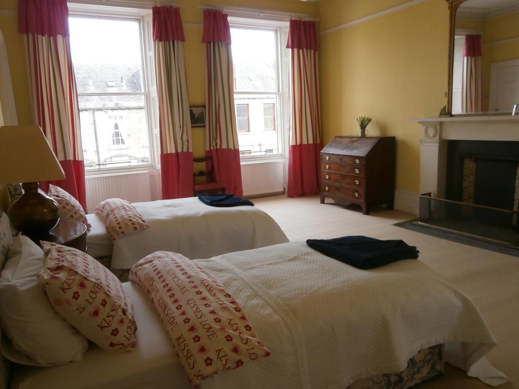 Winter Cherry Bed & Breakfast เอดินบะระ ห้อง รูปภาพ